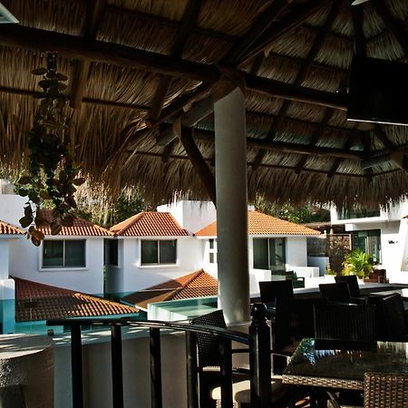 Villas Maria Isabel Santa Cruz Huatulco Exterior photo